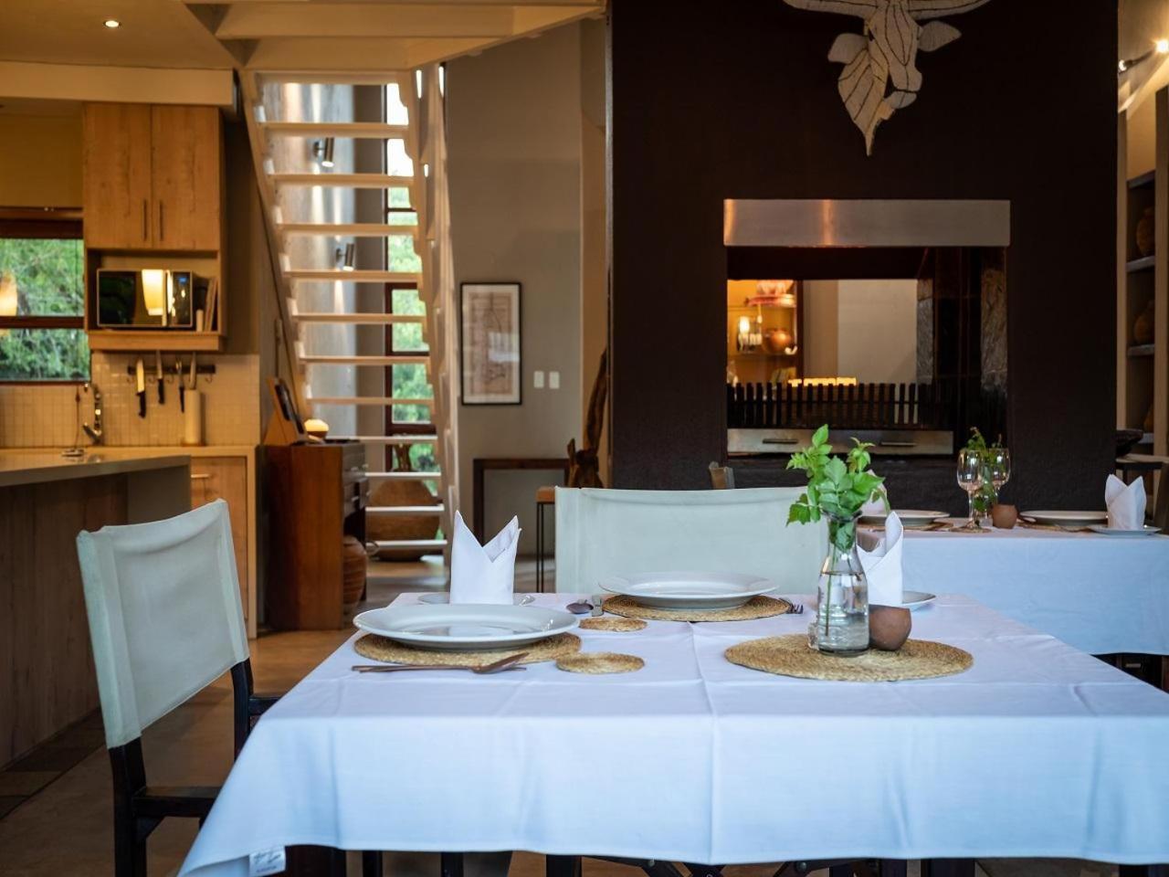 Ekhaya Bush Lodge Hoedspruit Esterno foto