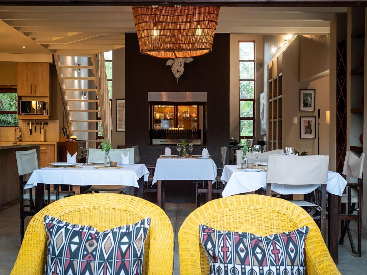 Ekhaya Bush Lodge Hoedspruit Esterno foto